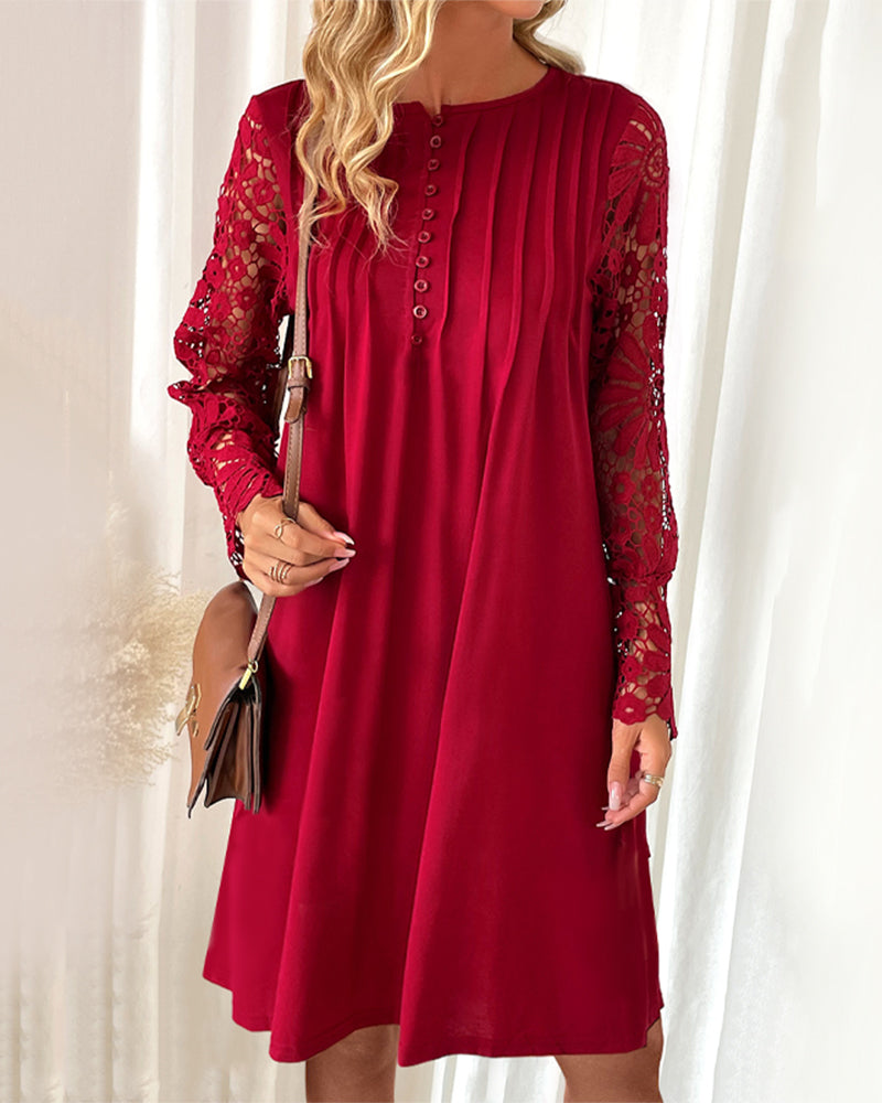 JULIETTE - ROBE PLISSÉE AVEC DÉTAILS EN DENTELLE